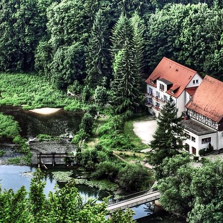 Hotel-Gasthof Neumuehle Kreenheinstetten Buitenkant foto
